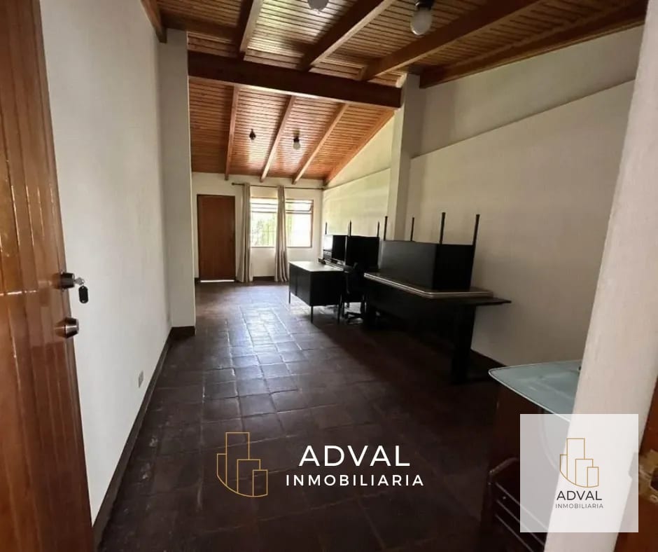 Casa en renta para viviendo u oficinas excelente punto Z.4 — Casa en Alquiler en Zona 4, Guatemala, Ciudad — foto 6 de 12