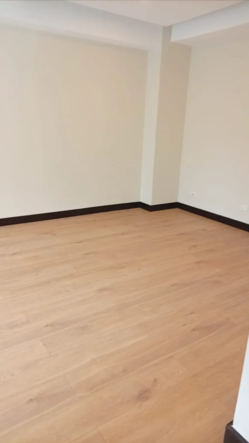 Oficina en Renta, zona 14 — Oficina en Alquiler en Cobella, Zona 14, Guatemala, Ciudad — foto 4 de 10