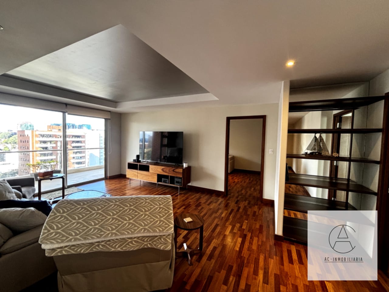 Apartamento de nivel completo en venta, zona 14 — Apartamento en Venta en Akoya, Zona 14, Guatemala, Ciudad — foto 9 de 17