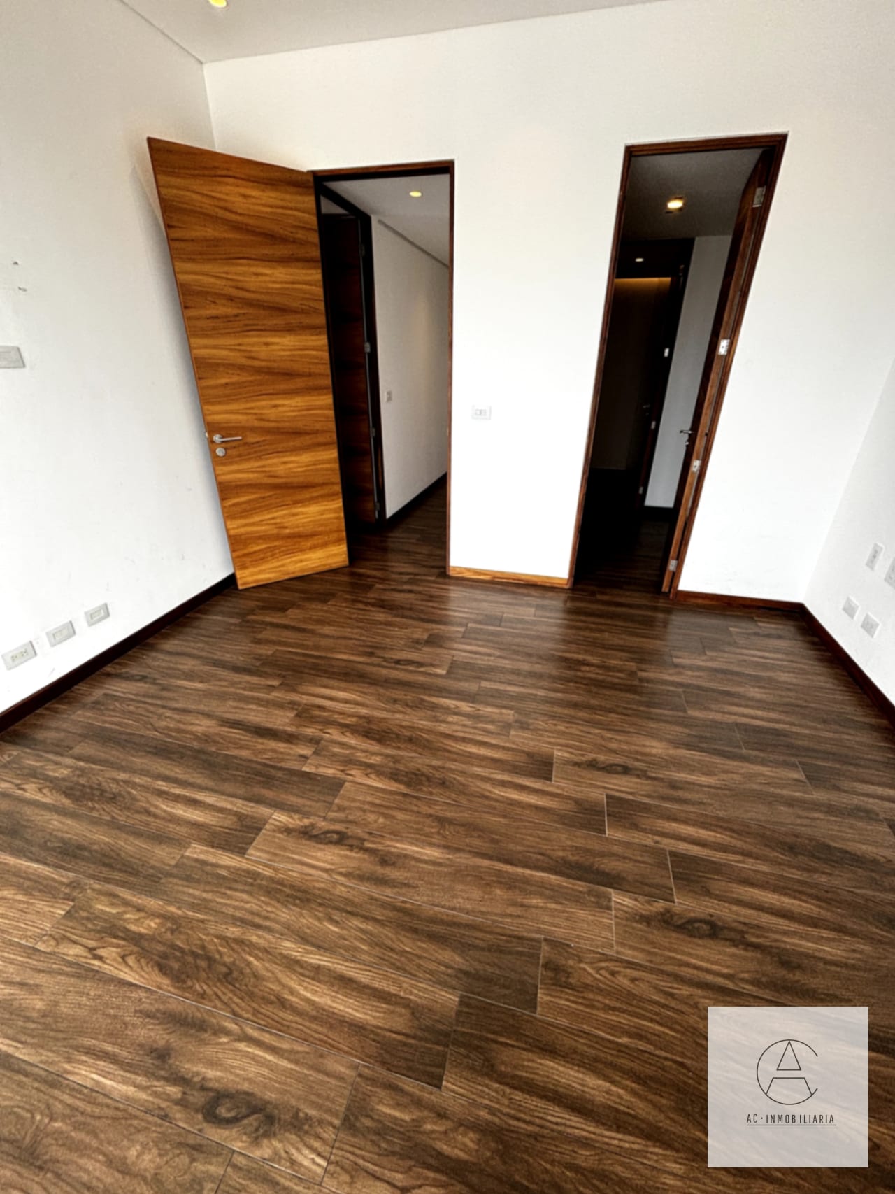 Apartamento en renta en AVIA, zona 10 — Apartamento en Alquiler en Avia, Zona 10, Guatemala, Ciudad — foto 3 de 15