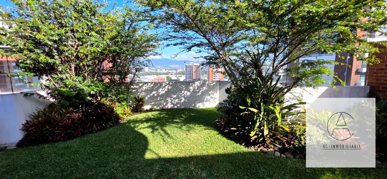 Apartamento de 2 niveles y jardín en renta, zona 14 — Apartamento en Alquiler en Matisse, Zona 14, Guatemala, Ciudad — foto 2 de 11