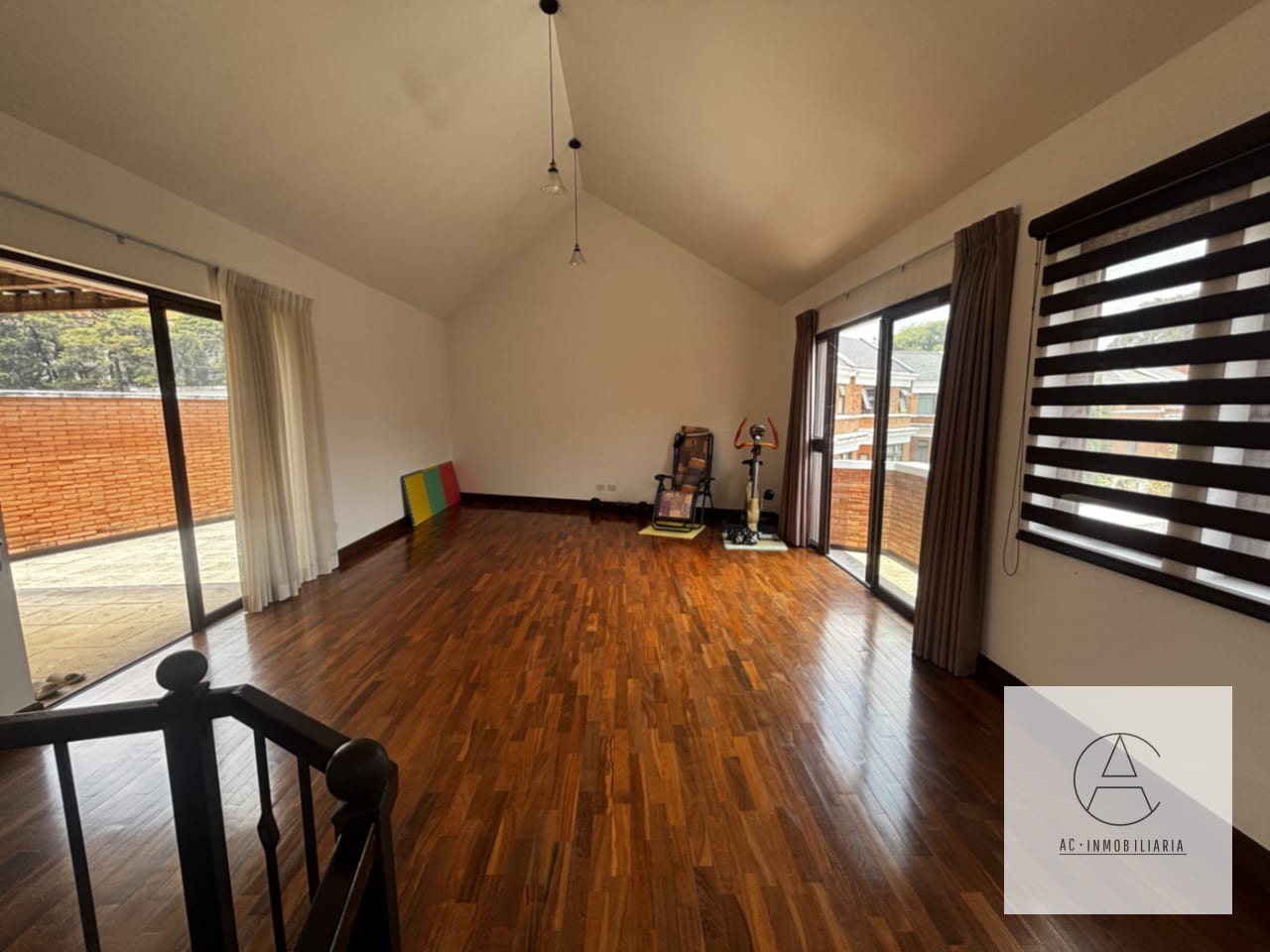 Casa en venta en Pasaje Oakland, zona 10 — Casa en Venta en Zona 10, Guatemala, Ciudad — foto 3 de 17