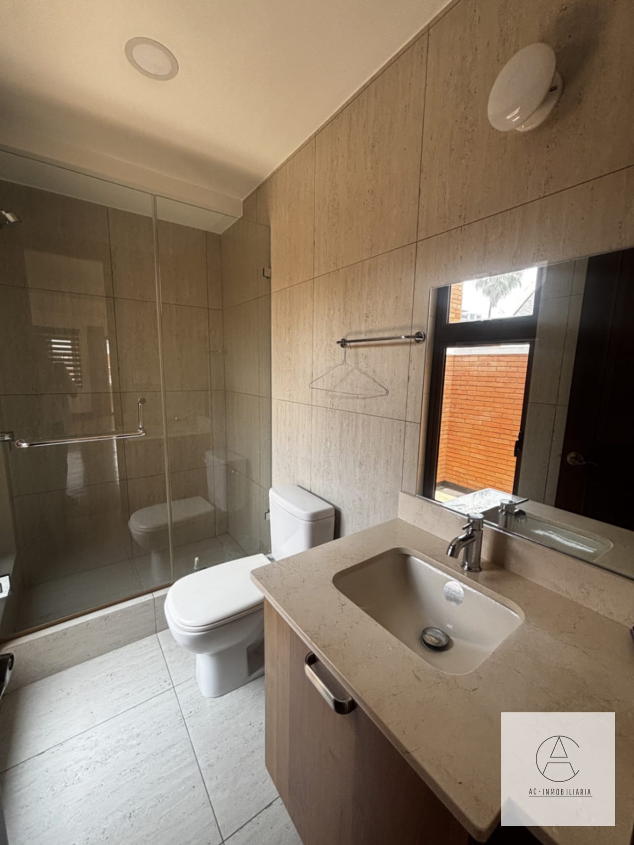 Casa en venta en Pasaje Oakland, zona 10 — Casa en Venta en Zona 10, Guatemala, Ciudad — foto 6 de 17