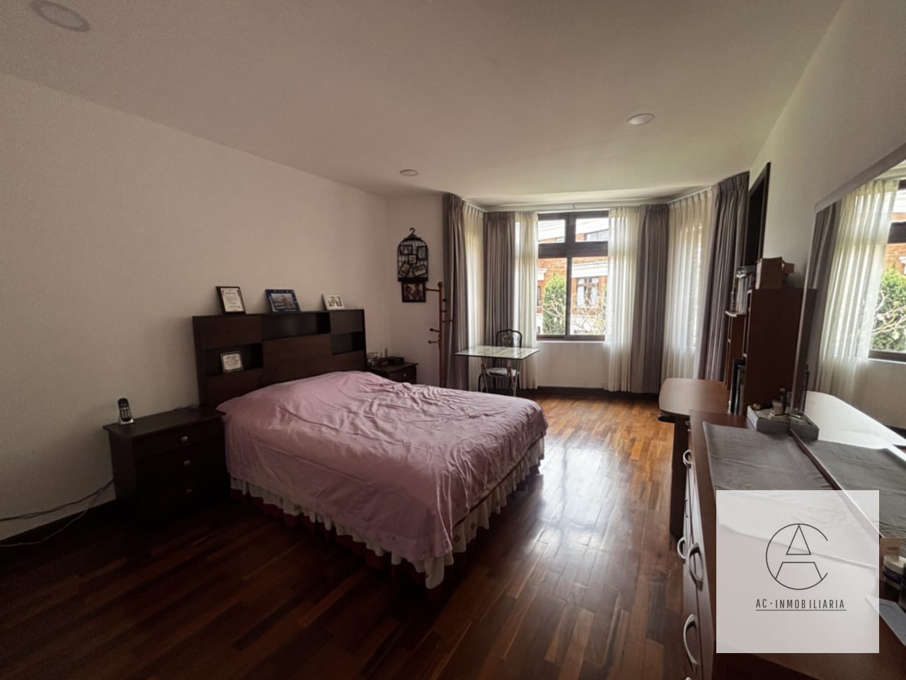Casa en venta en Pasaje Oakland, zona 10 — Casa en Venta en Zona 10, Guatemala, Ciudad — foto 12 de 17