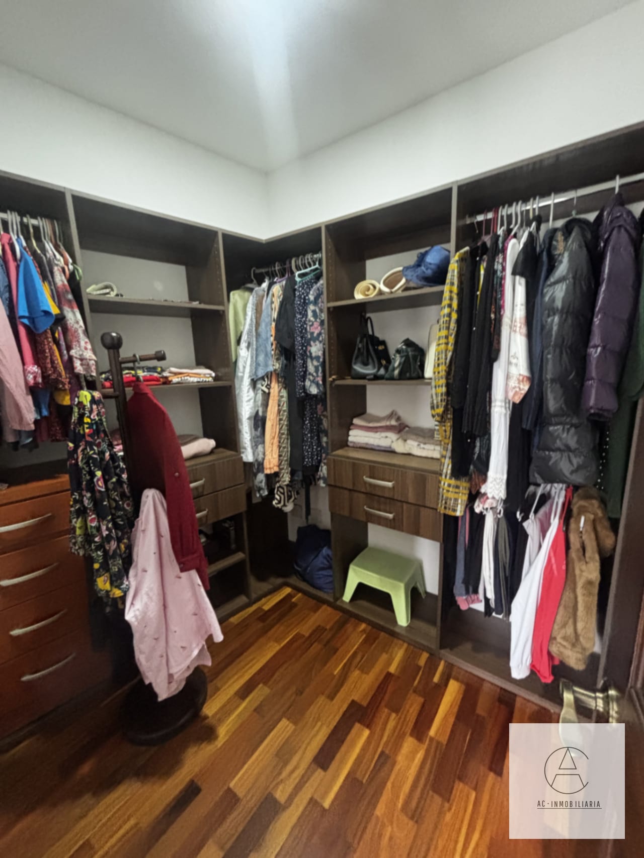 Casa en venta en Pasaje Oakland, zona 10 — Casa en Venta en Zona 10, Guatemala, Ciudad — foto 14 de 17