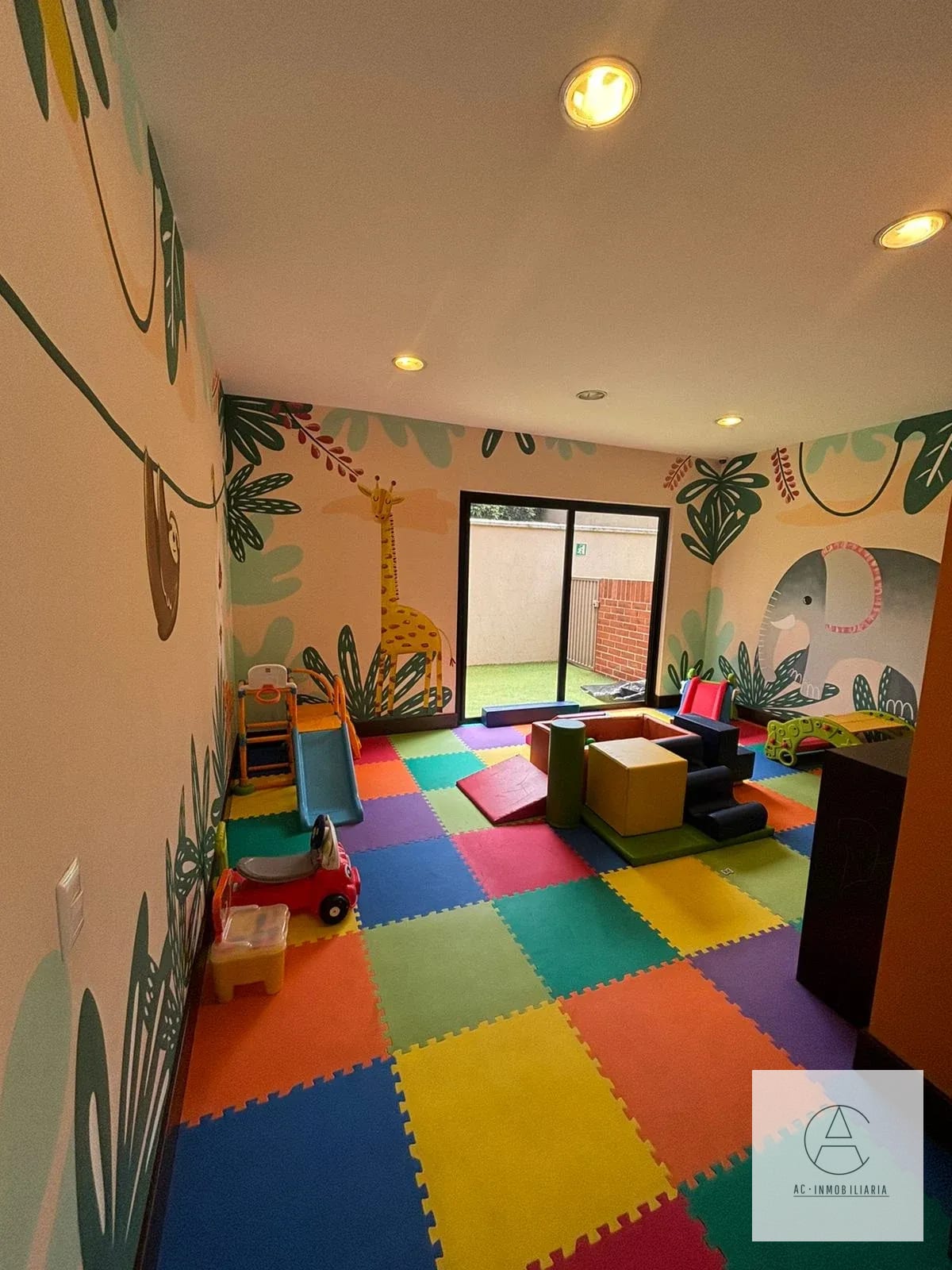 Apartamento en Renta, Lantana zona 14 — Apartamento en Alquiler en Lantana, Zona 14, Guatemala, Ciudad — foto 13 de 17