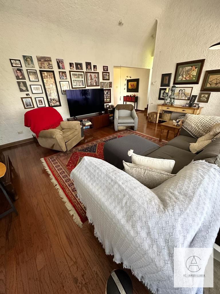 Casa con jardín en venta dentro de condominio — Casa en Venta en Carretera a El Salvador, Guatemala, Ciudad — foto 10 de 15