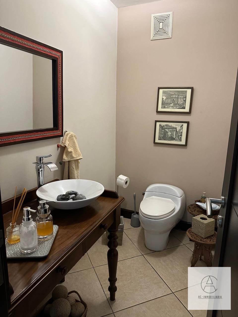Casa en venta en condominio Las Vistas, CES km 20.2 — Casa en Venta en Carretera a El Salvador, Guatemala, Ciudad — foto 3 de 15
