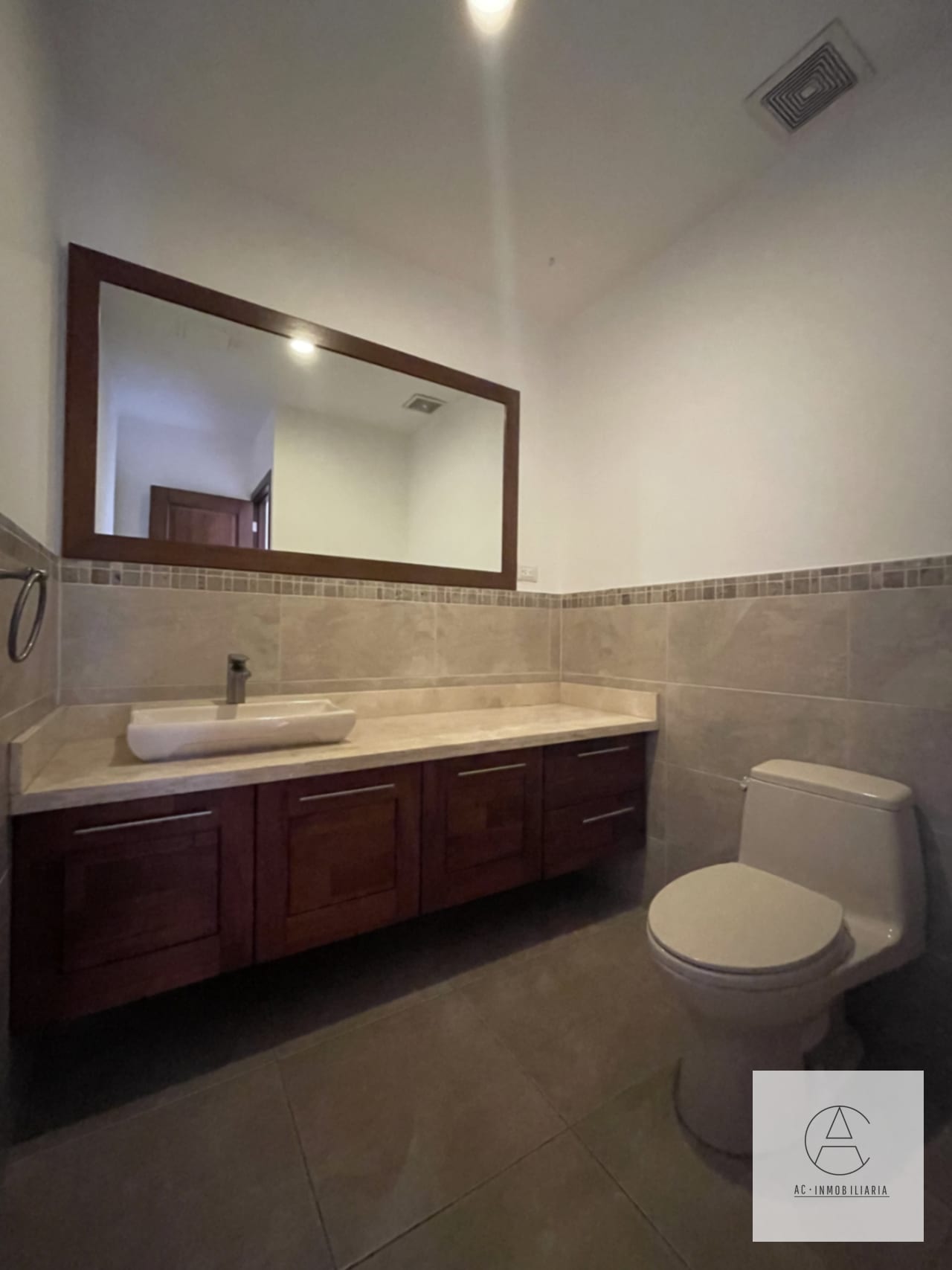 Apartamento en alquiler, zona 15 — Apartamento en Alquiler en Meridian, Zona 15, Guatemala, Ciudad — foto 1 de 15
