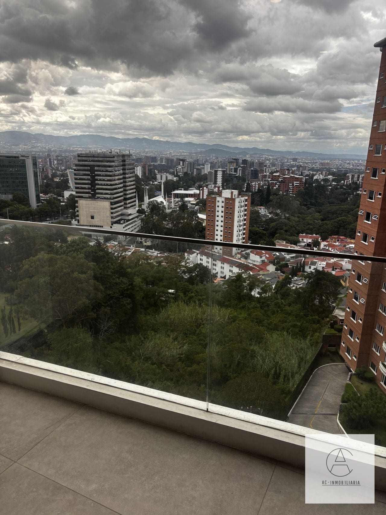 Apartamento en renta en Albero San Lazaro — Apartamento en Alquiler en Albero San Lazaro, Zona 15, Guatemala, Ciudad — foto 5 de 15