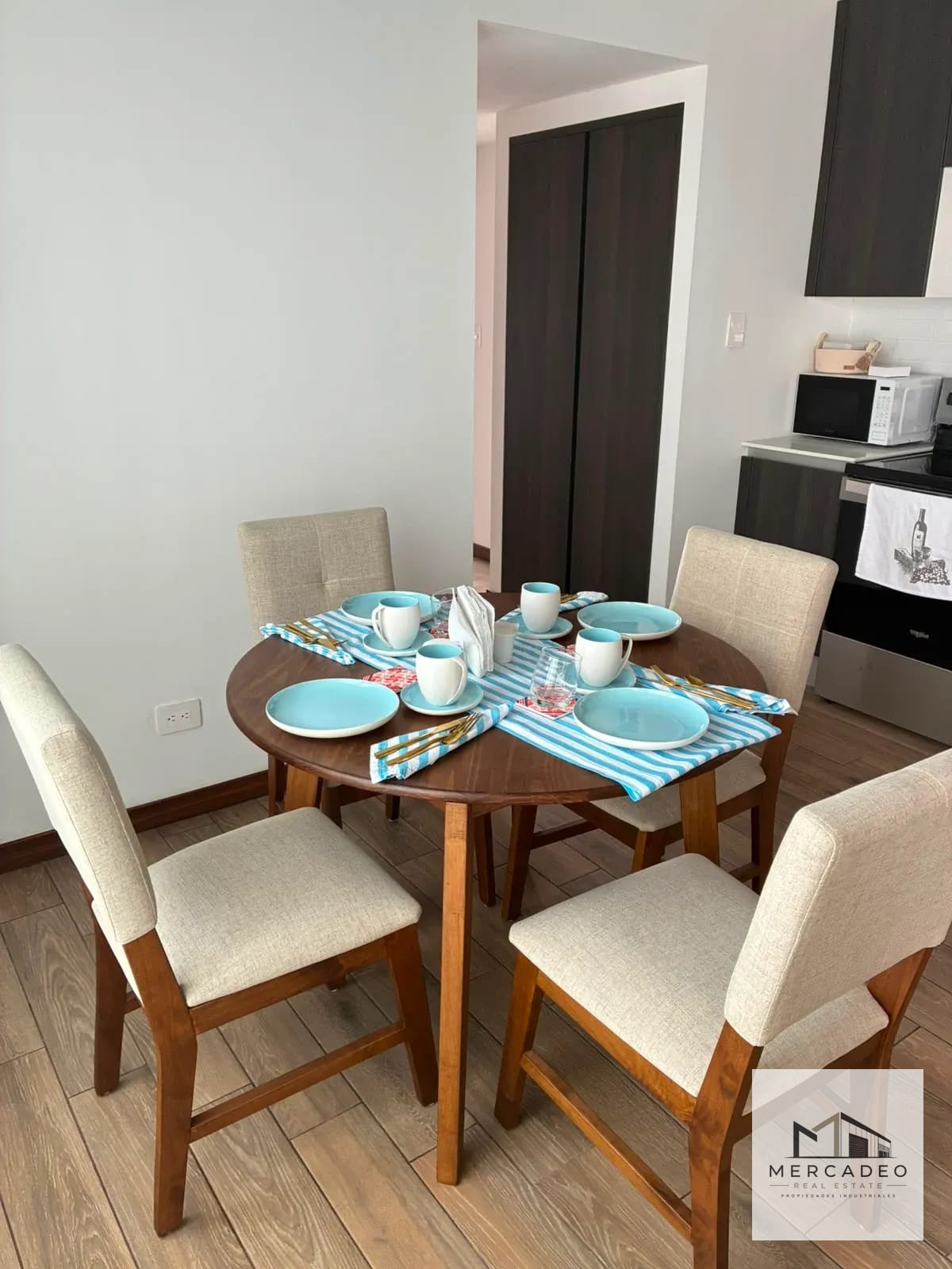 📍INARA 4 Norte | Zona 4 AMUEBLADO — Apartamento en Alquiler en Inara Cuatro Norte, Zona 4, Guatemala, Ciudad — foto 5 de 11