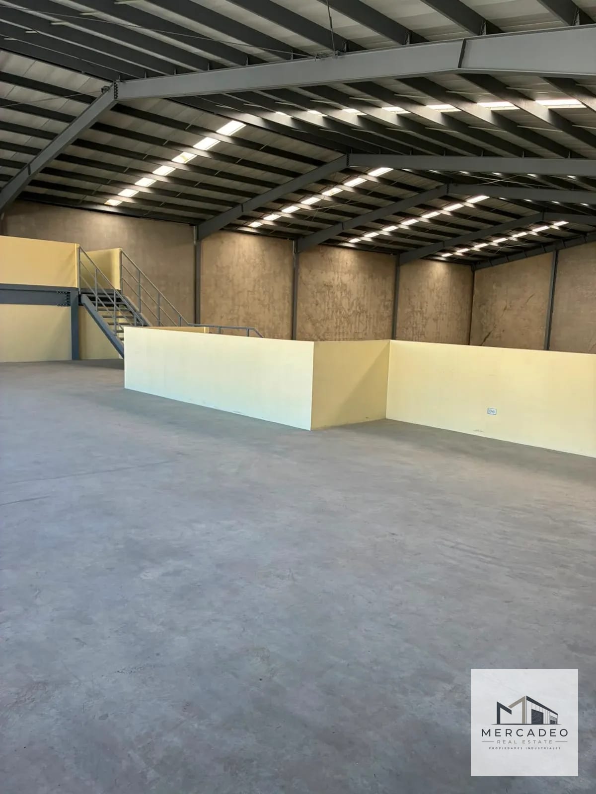 BODEGA en renta PLAZA PALIN — Bodega / Ofibodega en Alquiler en Palín, Escuintla — foto 7 de 9