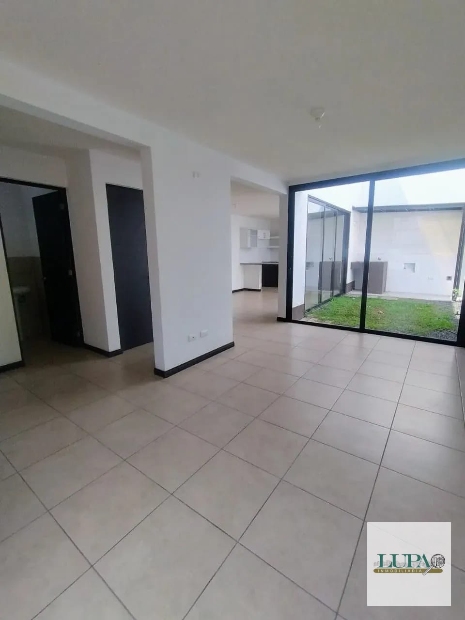 CASA EN VENTA EN SENDEROS DEL COMENDADOR — Casa en Venta en Ciudad Vieja, Sacatepéquez — foto 3 de 5