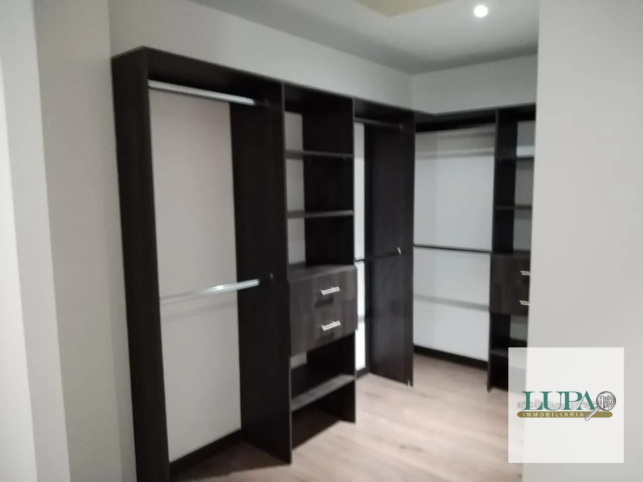 VENTA DE APARTAMENTO DI FIORI — Apartamento en Venta en Di Fiori, Zona 7, Guatemala, Ciudad — foto 3 de 4