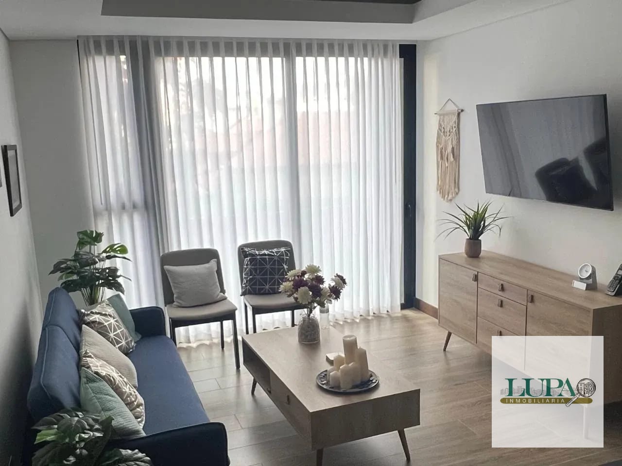 SE RENTA APARTAMENTO AMUEBLADO Y EQUIPADO EN EDIFICIO RESERVA DIEZ ZONA 10 — Apartamento en Alquiler en Reforma 10 (Reforma Business Center), Zona 10, Guatemala, Ciudad — foto 7 de 10