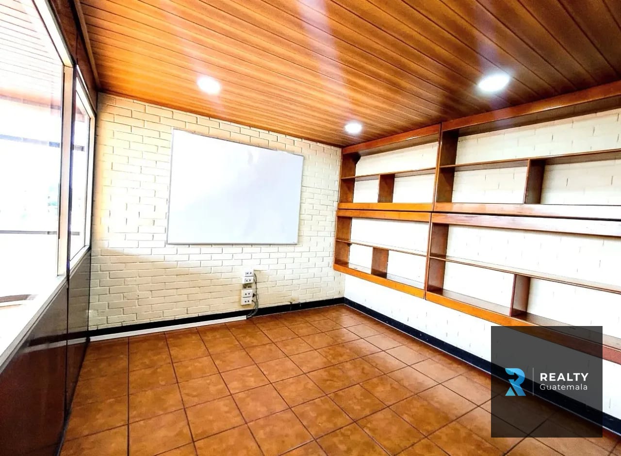 VENDO Oficina Reforma Montúfar, zona 10 — Oficina en Venta en Zona 10, Guatemala, Ciudad — foto 4 de 6