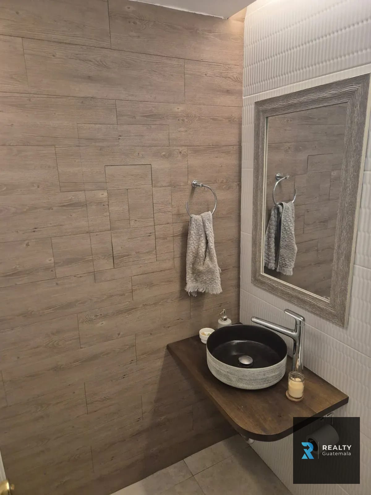 VENDO/RENTO Casa Condominio Monteazul 2, Zona 13 — Casa en Venta en Zona 13, Guatemala, Ciudad — foto 7 de 8