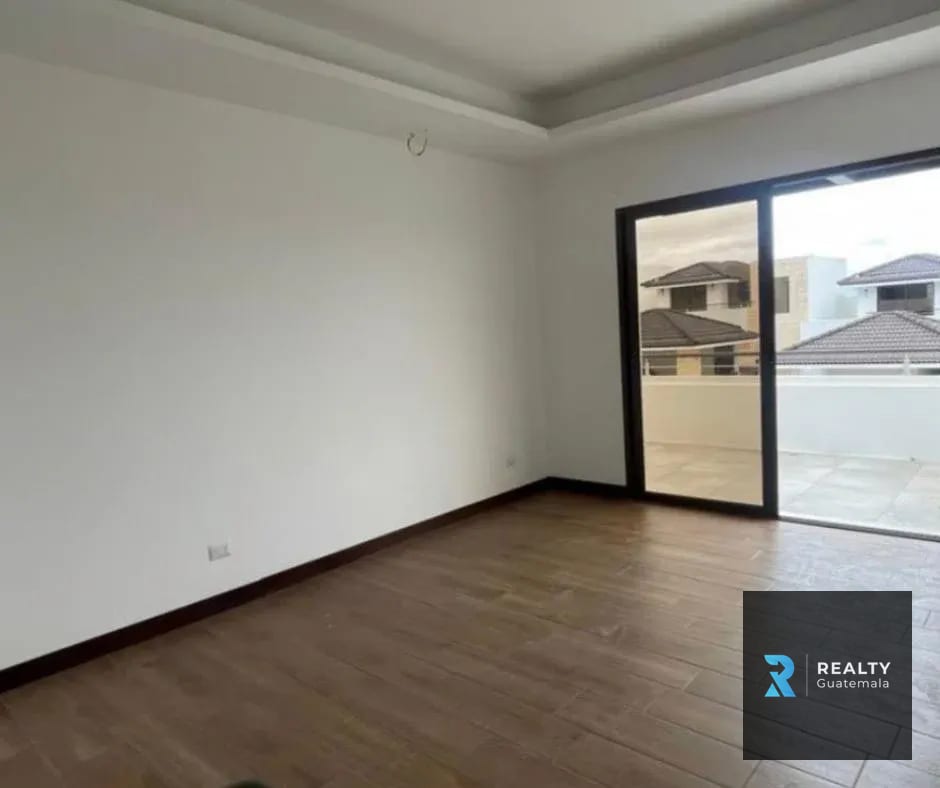 RENTO Casa Condominio La Reserva II, Lomas de San Isidro, Zona 16 — Casa en Alquiler en Lomas de San Isidro, Zona 16, Guatemala, Ciudad — foto 5 de 14
