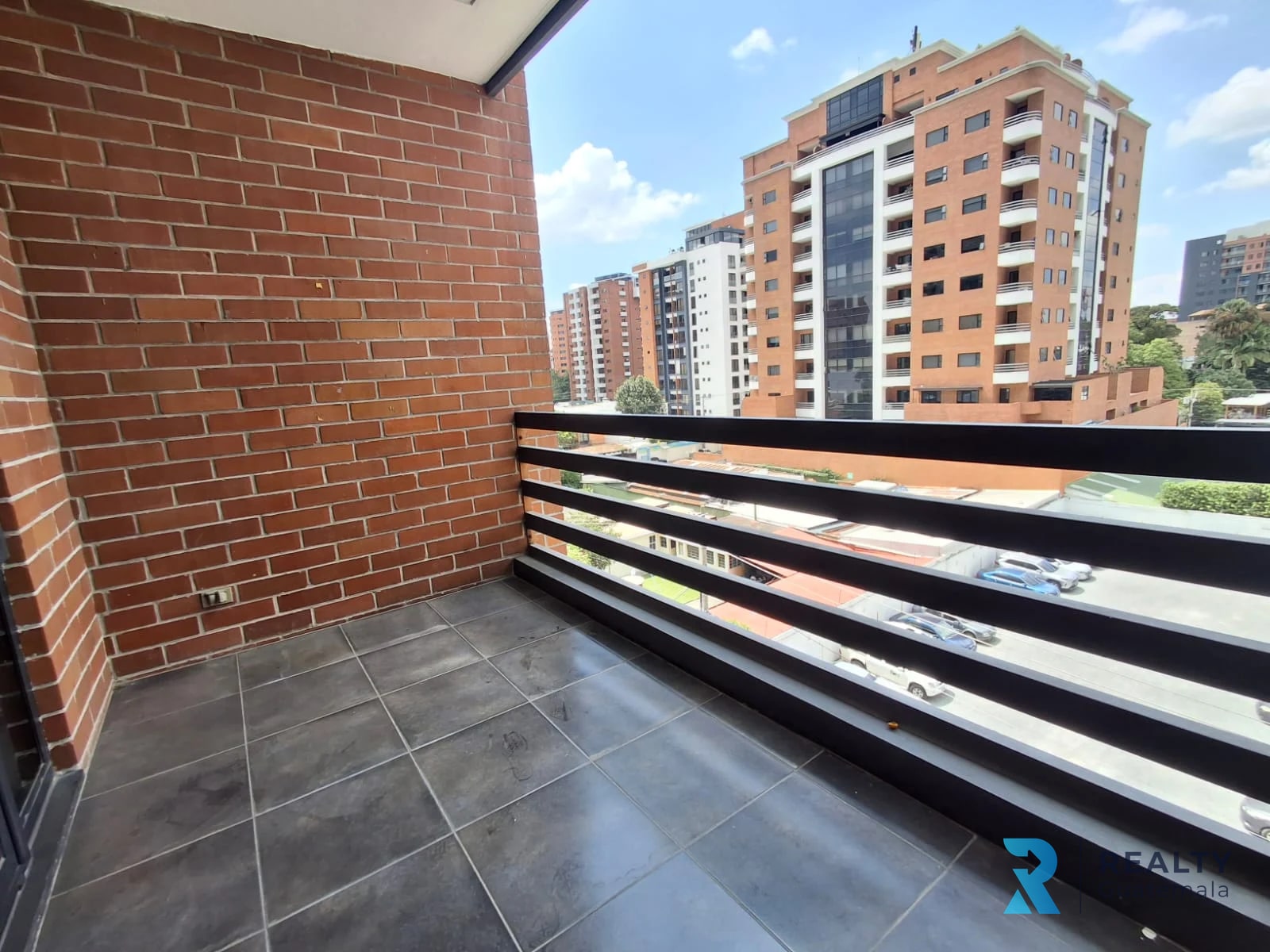 RENTO Apartamento Torre del Valle 2, Zona 10 — Apartamento en Alquiler en Torre Del Valle, Zona 10, Guatemala, Ciudad — foto 9 de 16