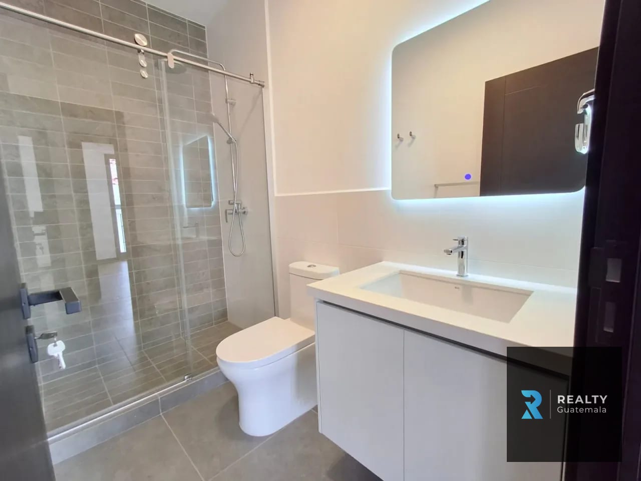 RENTO Apartamento Lirios IV, Cayalá, Zona 16 — Apartamento en Alquiler en Zona 16, Guatemala, Ciudad — foto 9 de 15