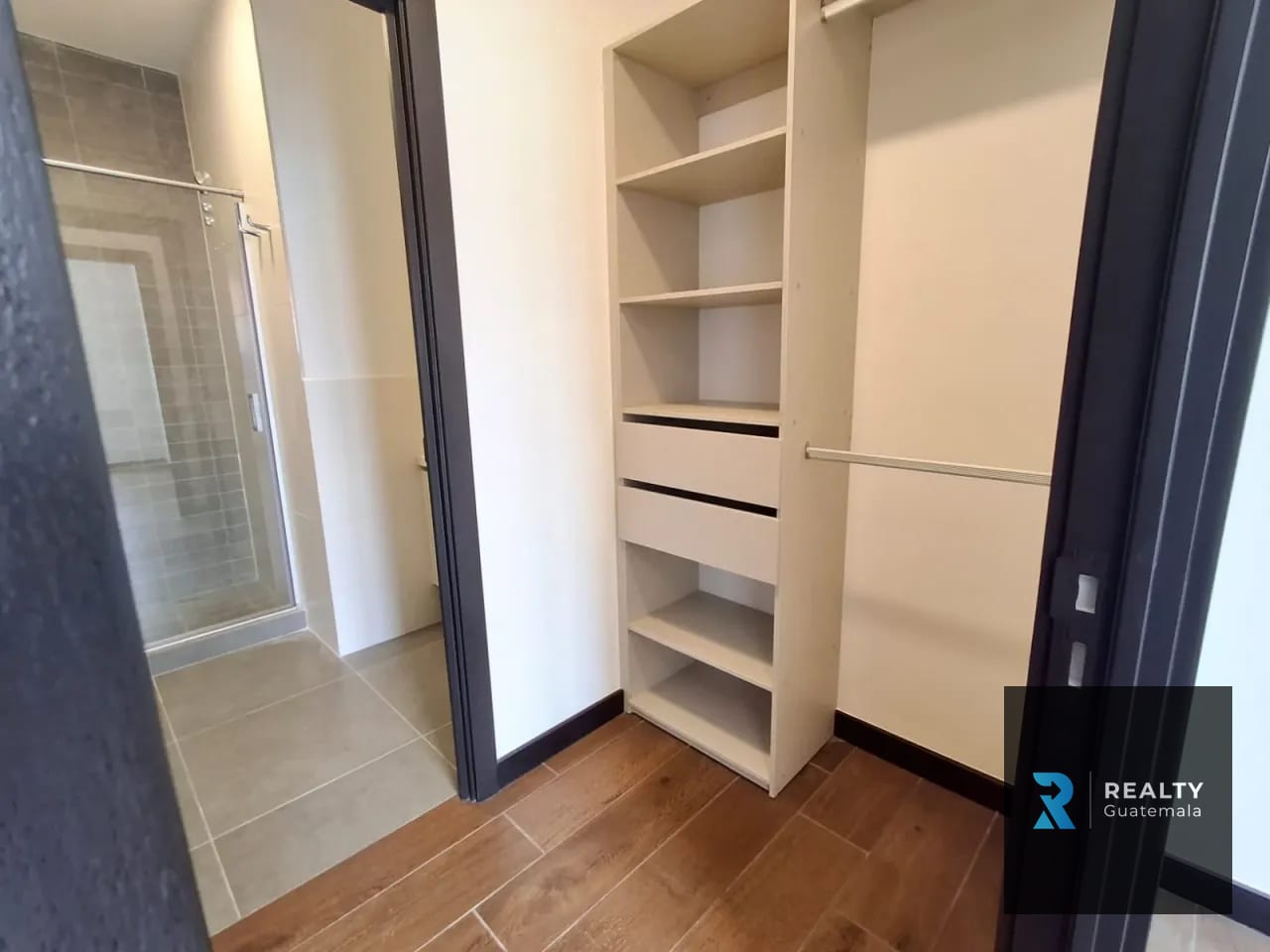 RENTO Apartamento Lirios IV, Cayalá, Zona 16 — Apartamento en Alquiler en Zona 16, Guatemala, Ciudad — foto 12 de 15
