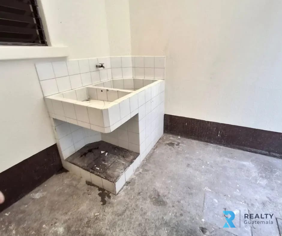 RENTO Casa Zona 4 — Casa en Alquiler en Zona 4, Guatemala, Ciudad — foto 15 de 17