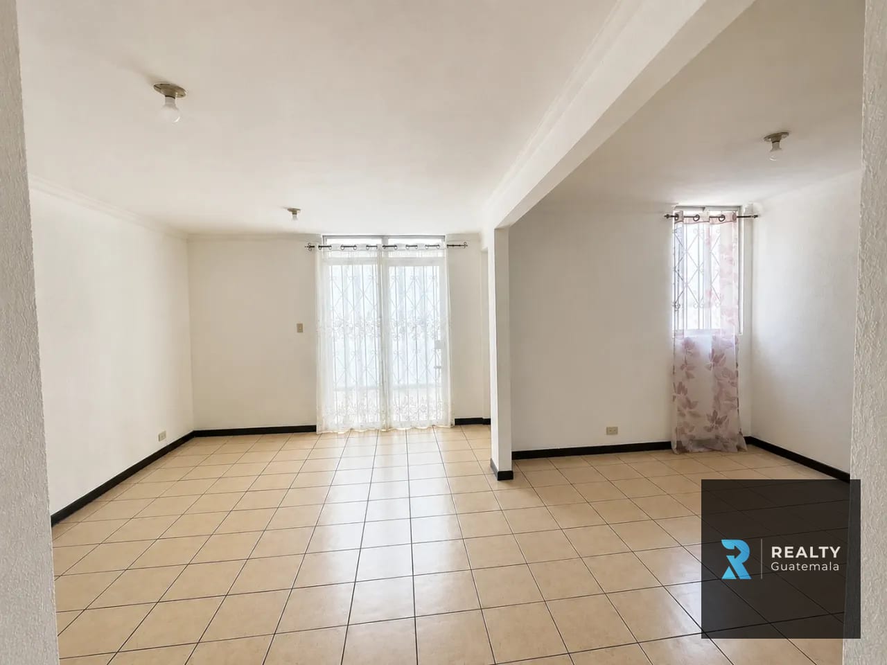 Vendo Casa Colinas de Monte Maria Norte, VN — Casa en Venta en Villa Nueva, Guatemala, Ciudad — foto 1 de 9