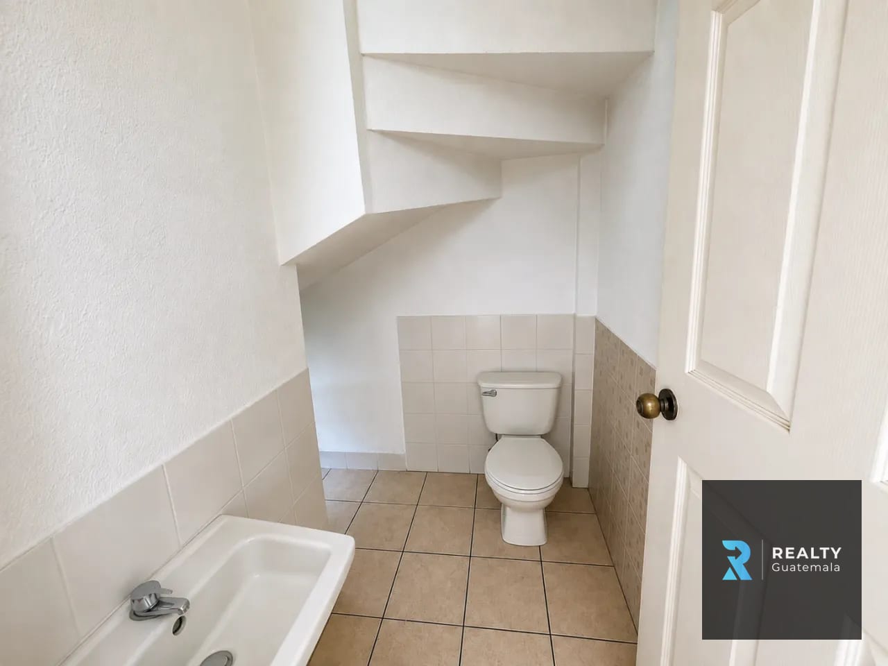 Vendo Casa Colinas de Monte Maria Norte, VN — Casa en Venta en Villa Nueva, Guatemala, Ciudad — foto 4 de 9