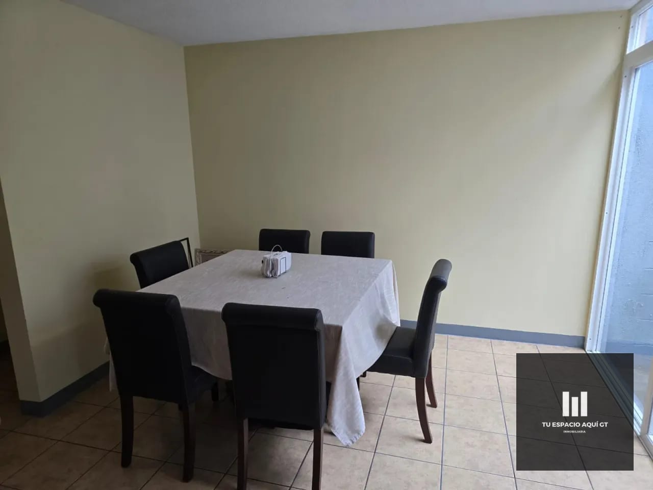 Casa En Venta En Residenciales Altos De Casa Grande — Casa en Venta en Carretera al Atlántico, Guatemala, Ciudad — foto 3 de 9