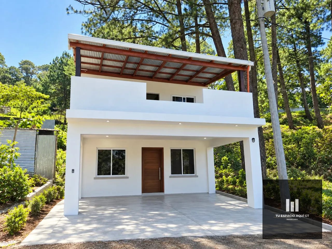 Bella Casa En Venta En Bosques De Vista Al Lago, Santa Catarina Pinula — Casa en Venta en Santa Catarina Pinula, Guatemala, Ciudad — foto 1 de 7