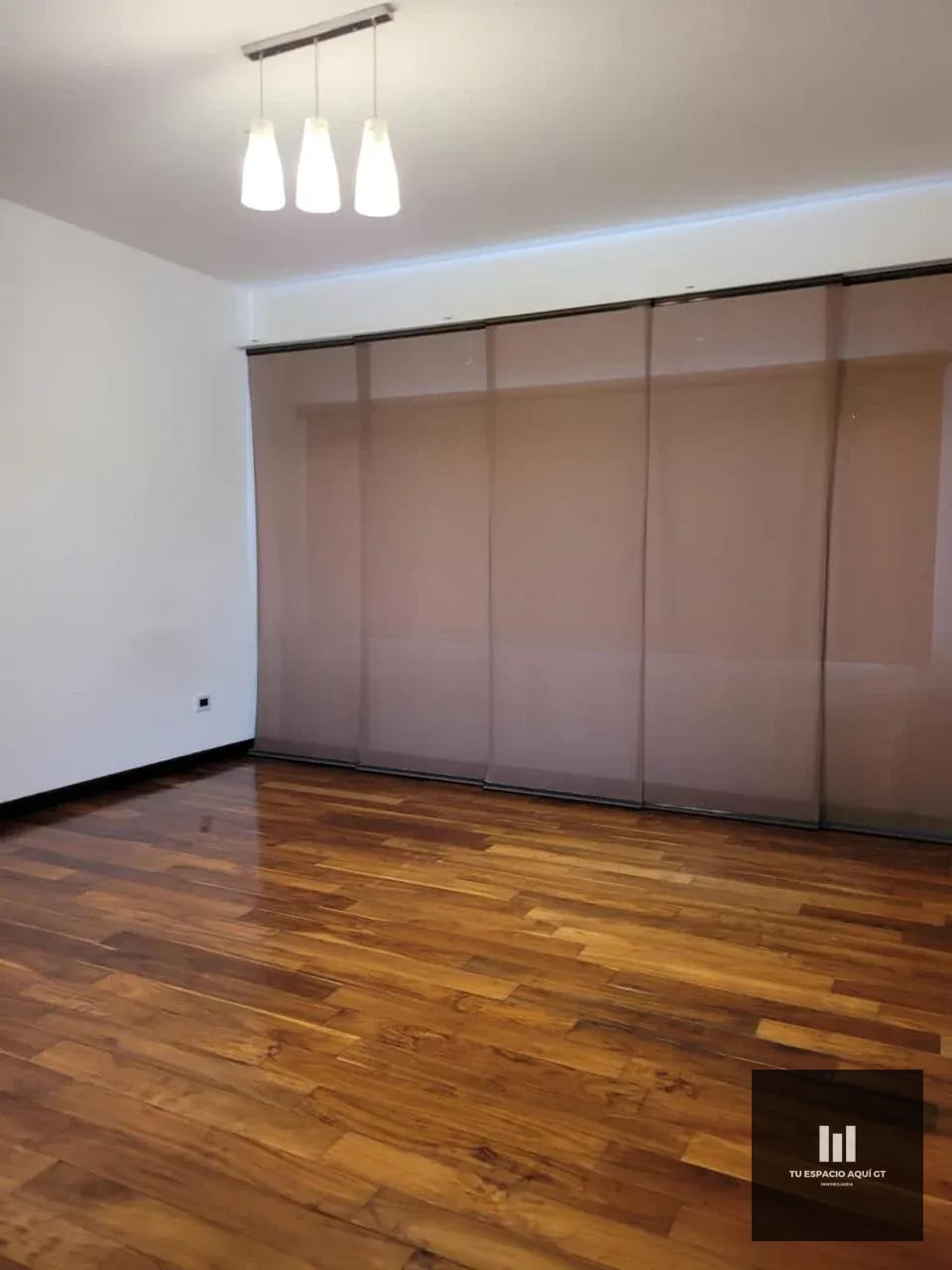 Bella Casa En Venta En las cumbres, zona 16 — Casa en Venta en Guatemala, Ciudad — foto 6 de 8