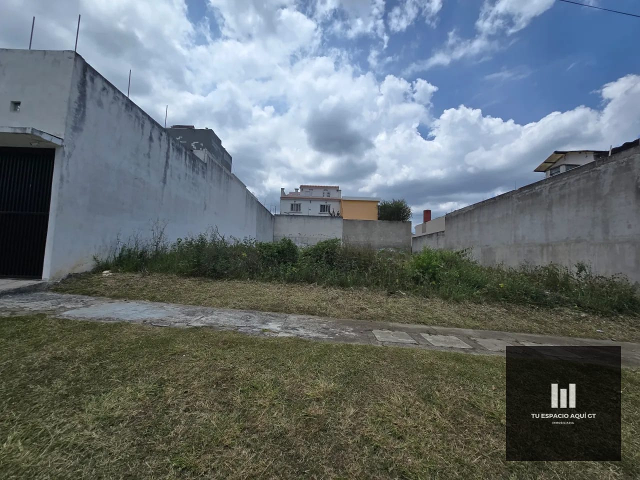 Espectacular Terreno Hacienda Real Zona 16 8x25 — Terreno en Venta en Hacienda Real, Zona 16, Guatemala, Ciudad — foto 2 de 9
