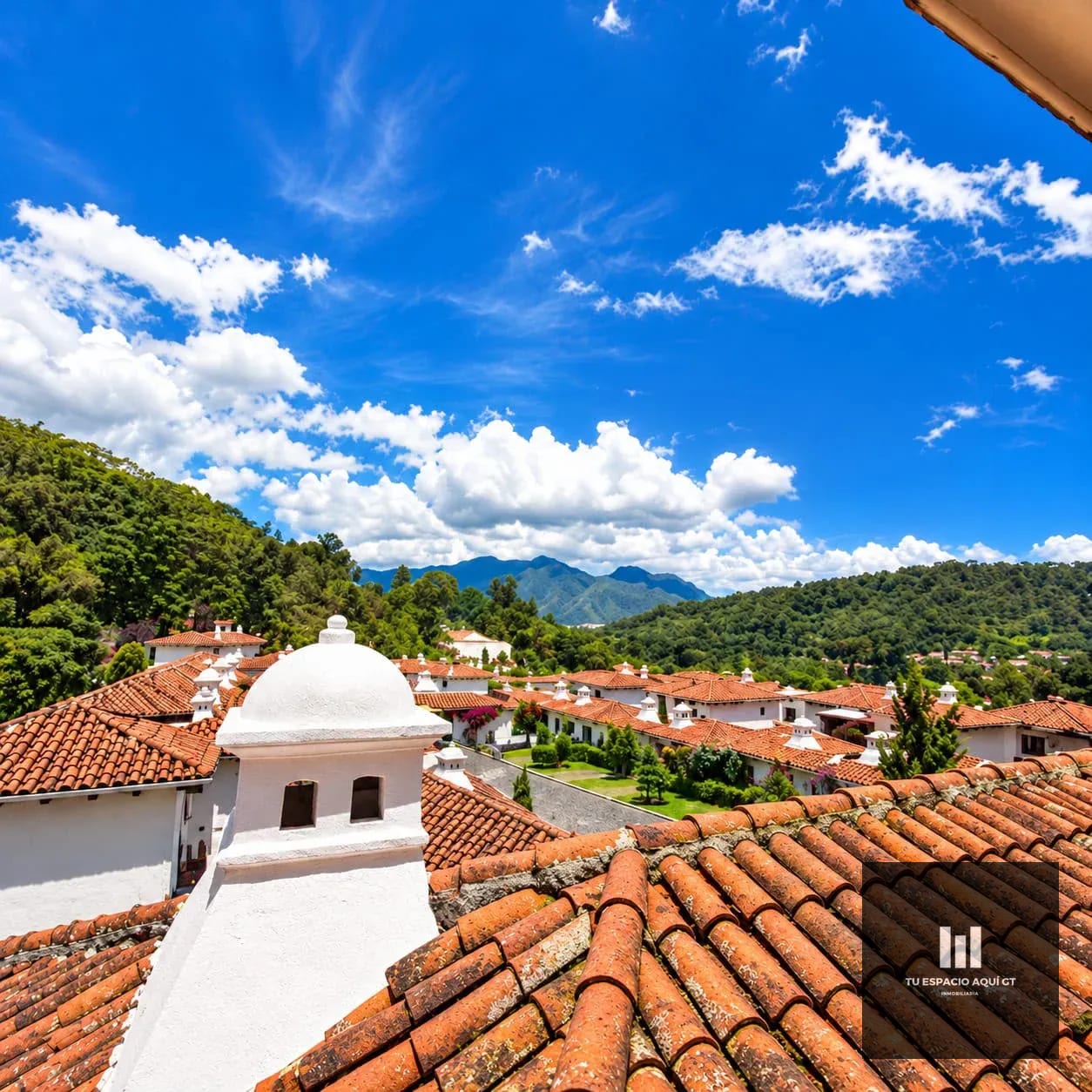 Bella Casa En Venta En Antigua Guatemala — Casa en Venta en Ciudad Vieja, Sacatepéquez — foto 1 de 9