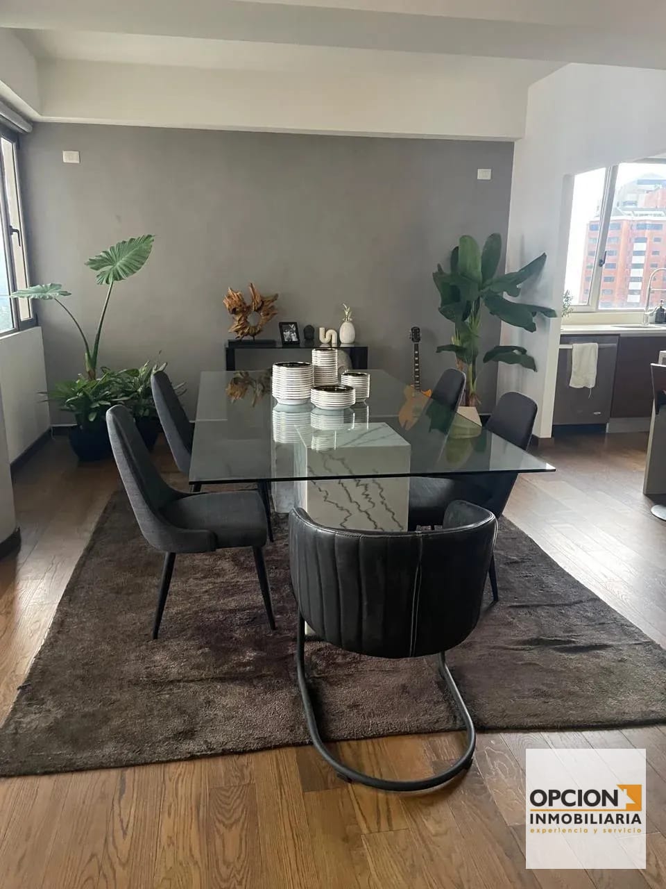 Vendo Apartamento Asti Z. 14. Nivel Alto! — Apartamento en Alquiler en Asti, Zona 14, Guatemala, Ciudad — foto 2 de 13