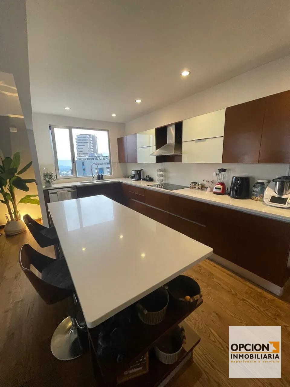 Vendo Apartamento Asti Z. 14. Nivel Alto! — Apartamento en Alquiler en Asti, Zona 14, Guatemala, Ciudad — foto 8 de 13