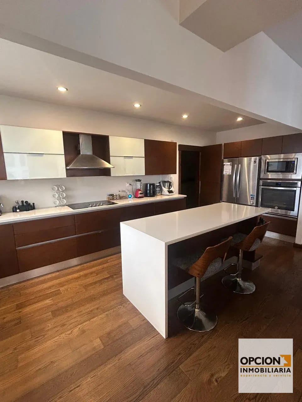 Vendo Apartamento Asti Z. 14. Nivel Alto! — Apartamento en Alquiler en Asti, Zona 14, Guatemala, Ciudad — foto 9 de 13