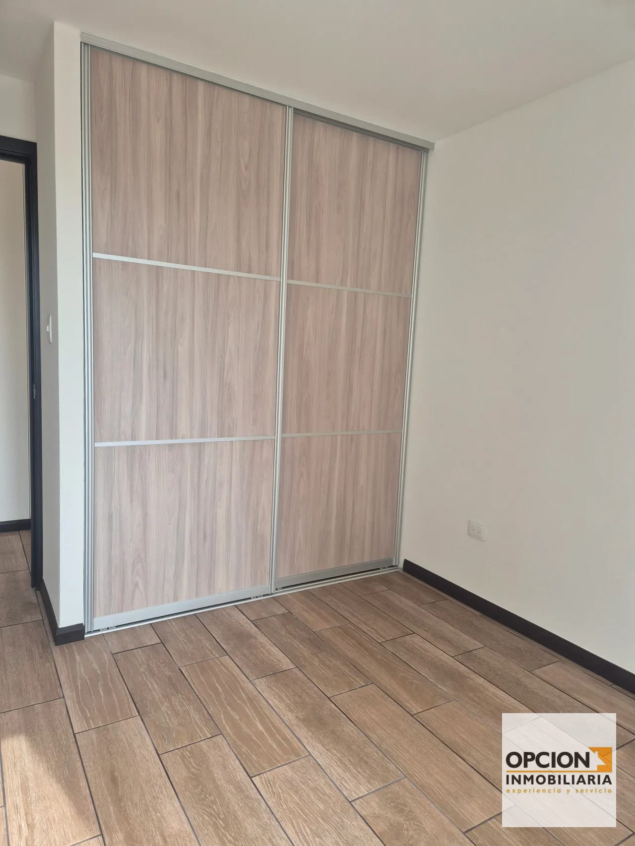 Rento Apartamento Z. 16. Si 2021 T4 — Apartamento en Alquiler en San Isidro 20/21, Zona 16, Guatemala, Ciudad — foto 7 de 9