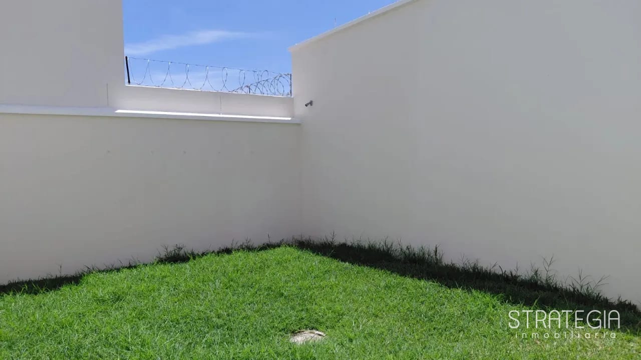 Vendo Casa Céntrica en BLVD San Isidro Zona 16 — Casa en Venta en Zona 16, Guatemala, Ciudad — foto 6 de 13