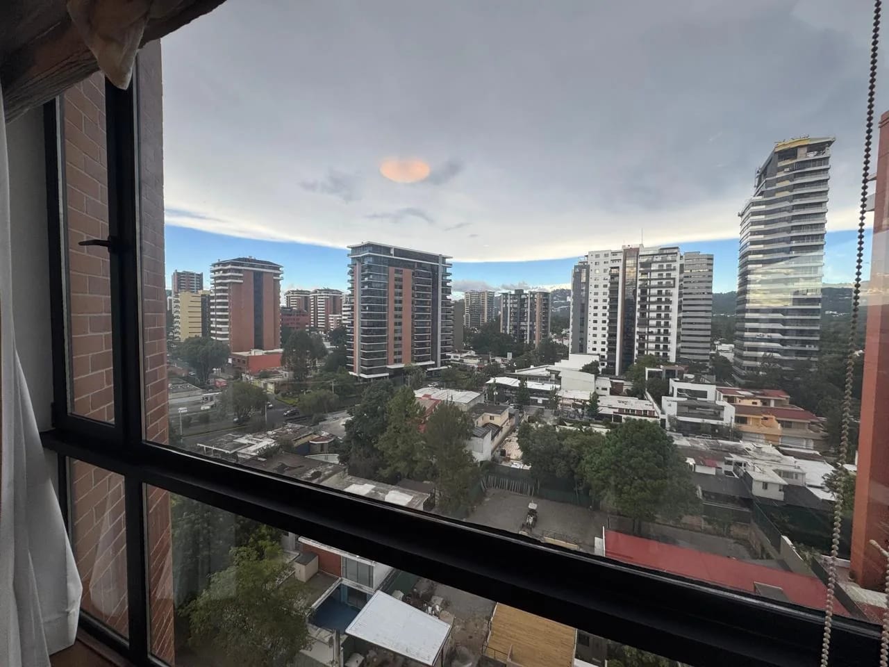 Apartamento en Renta en Torre Condesa Zona 14 — Apartamento en Alquiler en Zona 14, Guatemala, Ciudad — foto 14 de 16