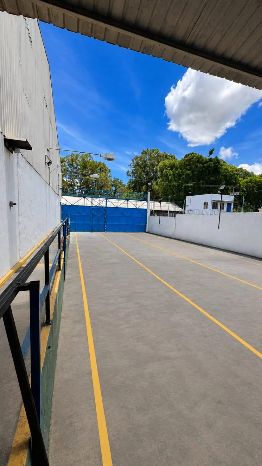 Bodega Industrial en Renta a 150 m de CA-9 Sur | 2 Andenes + Patio de — Bodega / Ofibodega en Alquiler en Villa Nueva, Guatemala, Ciudad — foto 17 de 17