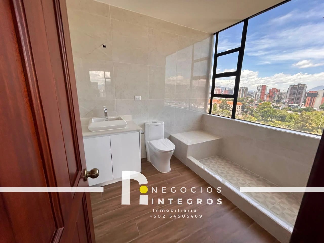 Vendo Apartamento Milenia Oakland Z.10 - Remodelado — Apartamento en Venta en Milenia, Zona 10, Guatemala, Ciudad — foto 7 de 17