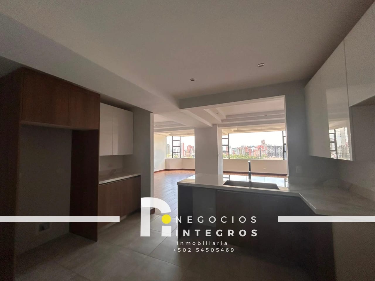 Vendo Apartamento Milenia Oakland Z.10 - Remodelado — Apartamento en Venta en Milenia, Zona 10, Guatemala, Ciudad — foto 3 de 17