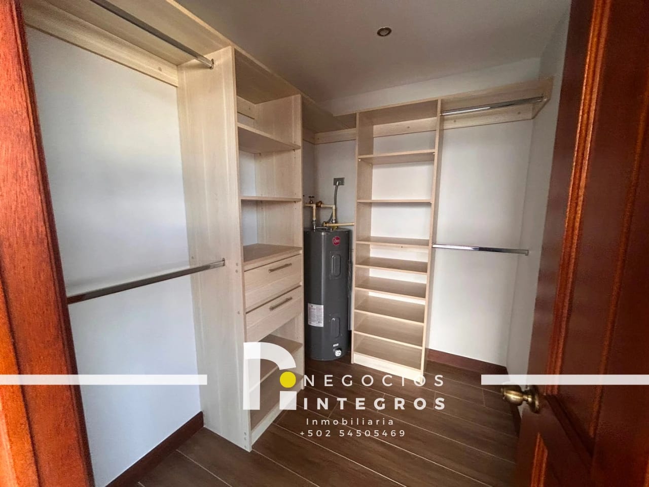 Vendo Apartamento Milenia Oakland Z.10 - Remodelado — Apartamento en Venta en Milenia, Zona 10, Guatemala, Ciudad — foto 8 de 17