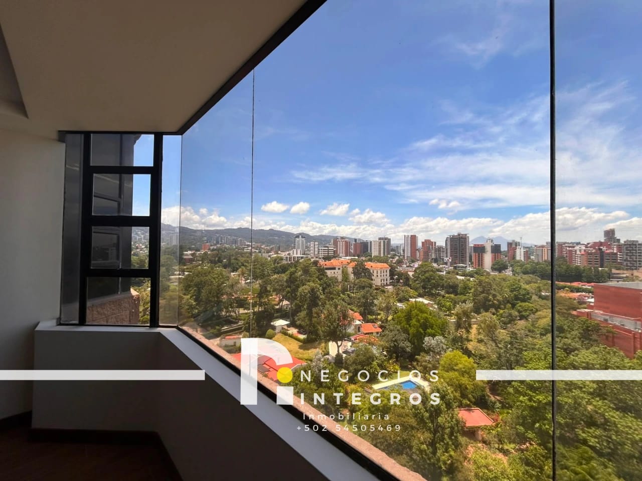 Vendo Apartamento Milenia Oakland Z.10 - Remodelado — Apartamento en Venta en Milenia, Zona 10, Guatemala, Ciudad — foto 2 de 17