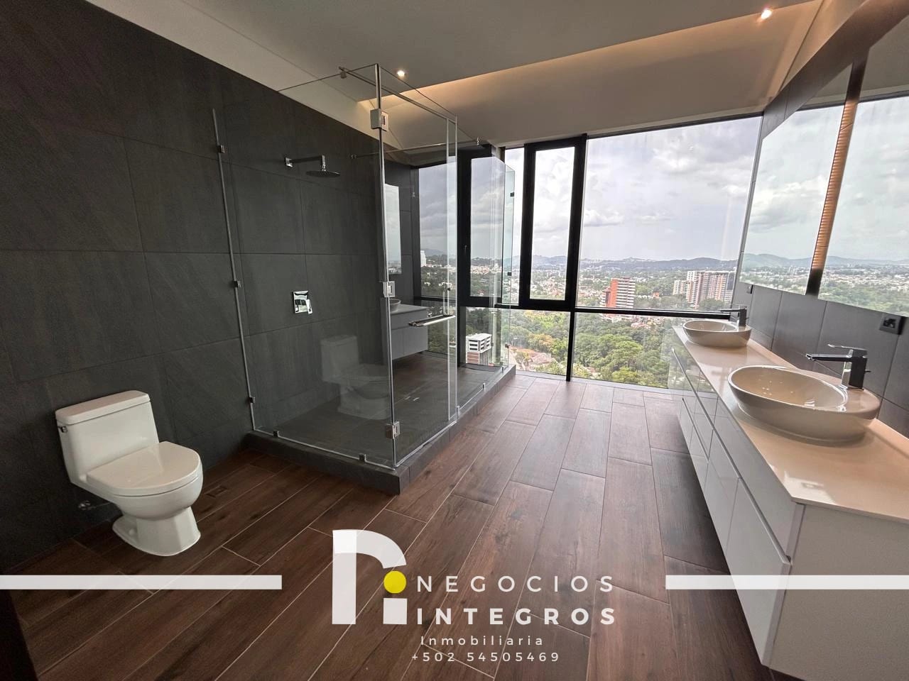 Vendo Espectacular Penthouse en Z.10 Oakland — Apartamento en Venta en Milenia, Zona 10, Guatemala, Ciudad — foto 10 de 17