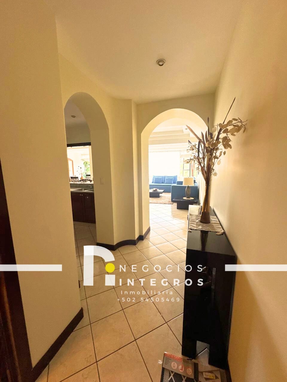 Apartamento en Venta o Renta, Amueblado y Equipado en Milenia, Zona 10 — Apartamento en Venta en Milenia, Zona 10, Guatemala, Ciudad — foto 8 de 17