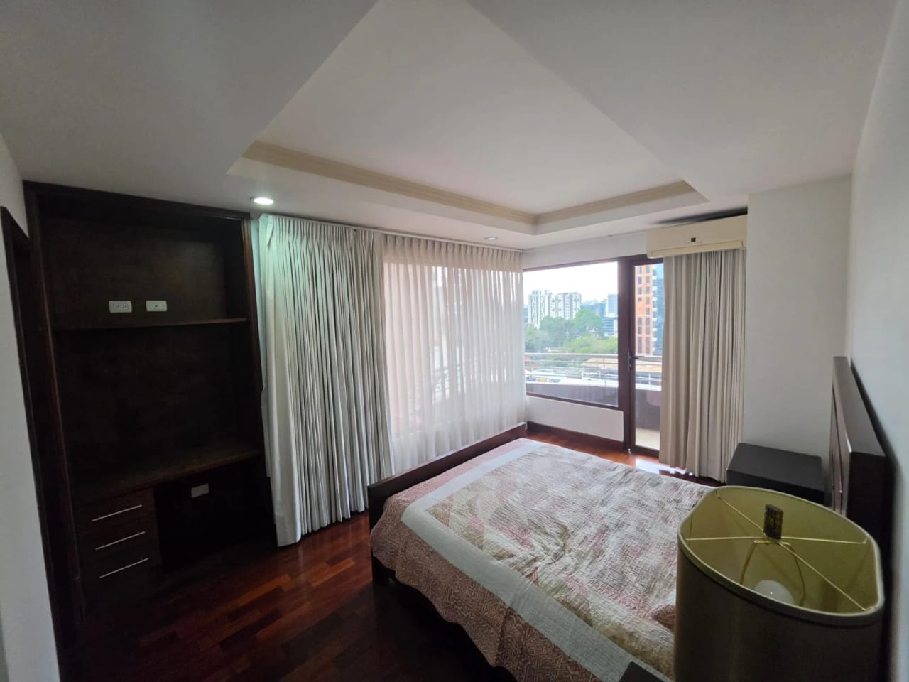Apartamento Amueblado en Alquiler Santa Maria, Balcon (j) — Apartamento en Alquiler en Santa María, Zona 10, Guatemala, Ciudad — foto 9 de 15