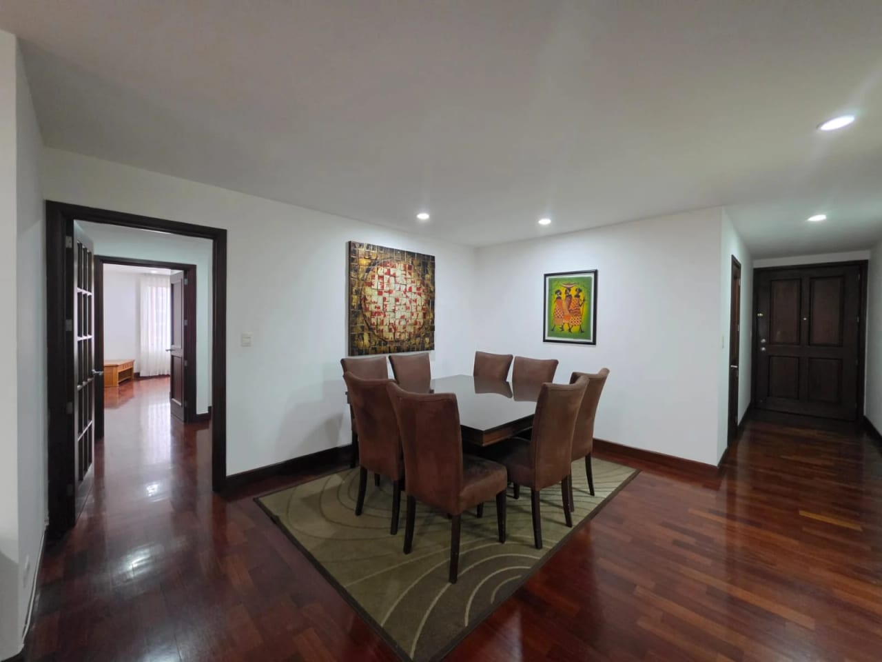 Apartamento Amueblado en Alquiler en Santa Maria Z.10, Balcón (j) — Apartamento en Venta en Santa María, Zona 10, Guatemala, Ciudad — foto 3 de 15