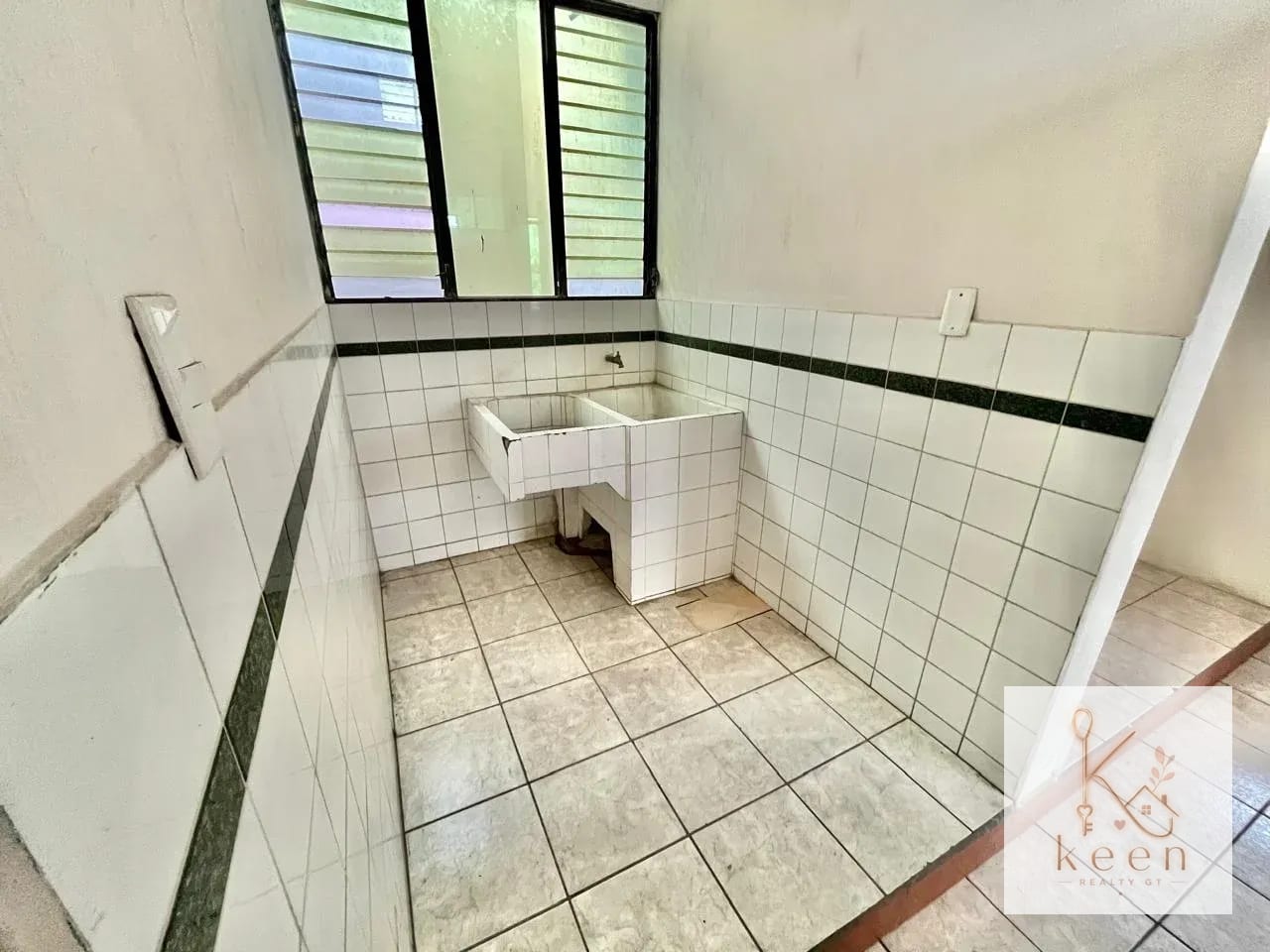EDIFICIO EN VENTA ZONA 5 — Edificio en Venta en Jardines de La Asunción, Zona 5, Guatemala, Ciudad — foto 13 de 17