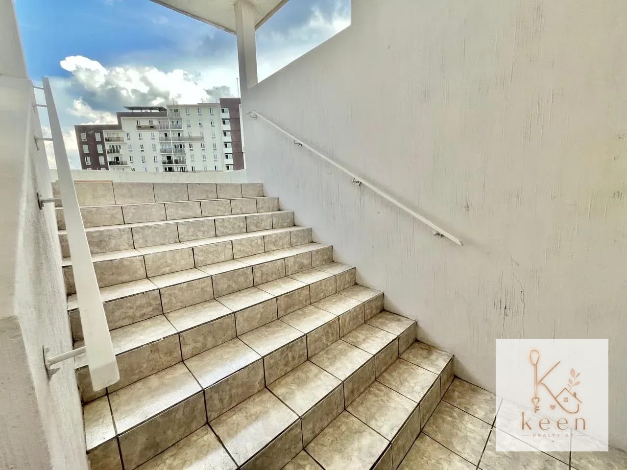 EDIFICIO EN VENTA ZONA 5 — Edificio en Venta en Jardines de La Asunción, Zona 5, Guatemala, Ciudad — foto 14 de 17